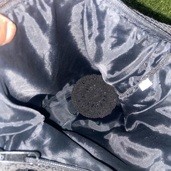 Knitted purse - Picture 3 of 4